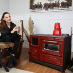 Poêle à bois & charbon en fonte émaillée – Avec four – Rouge – 12 kW – Artisanat Turquie – Image 3